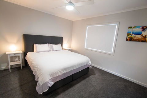 Wellington Lake Retreat - Accommodation Nelson Bay 11