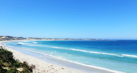 Rocks Retreat House With Sea Views - Nelson Bay Accommodation.com 7