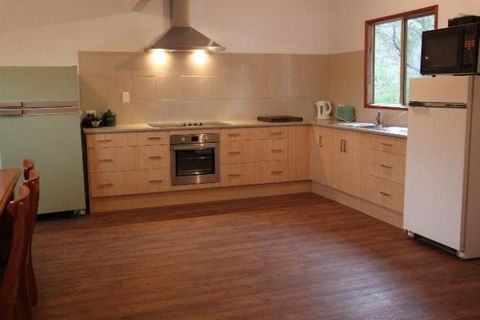 LAS ARENAS - The Sands - BEACH HOUSE - Accommodation Nelson Bay 2