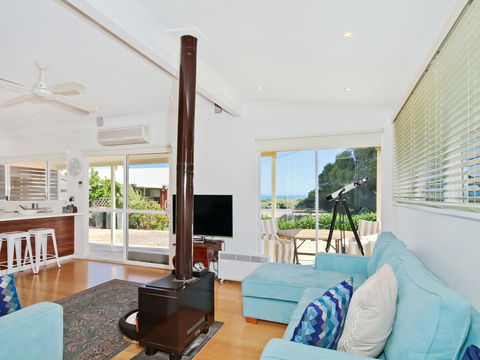 Boat House - Accommodation Nelson Bay 3