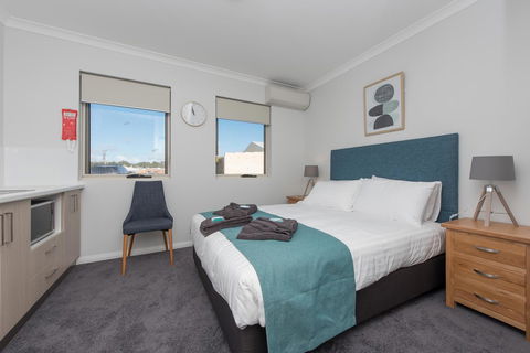 Jurien Bay Motel Apartments - Nelsons Bay Accommodation 23