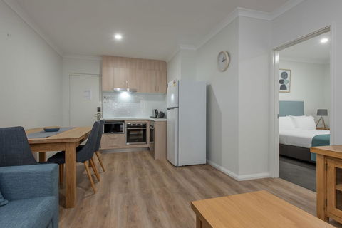 Jurien Bay Motel Apartments - Nelsons Bay Accommodation 15