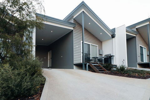 Villa Sedici @ Cape Villas Dunsborough - Accommodation Nelson Bay 15