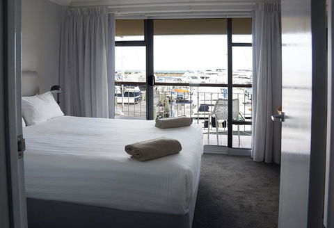 Oceanside 23 - Nelsons Bay Accommodation 3