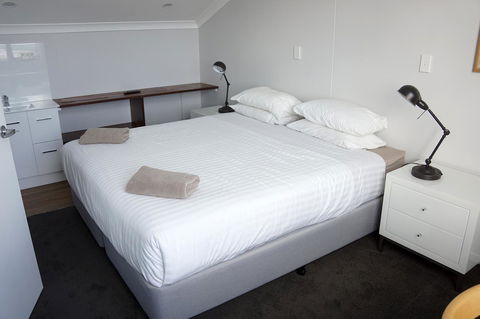 Oceanside 23 - Nelsons Bay Accommodation 9