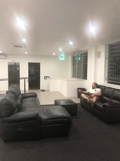 Perth City Backpackers Hostel - Note - Valid Passport Required To Check In - Accommodation Nelson Bay 12