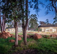 Simala Retreat - Nelsons Bay Accommodation