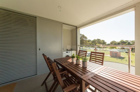Yaran Suites - Accommodation Nelson Bay 36