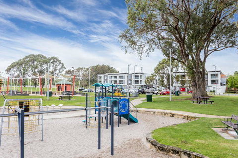Yaran Suites - Accommodation Nelson Bay 2