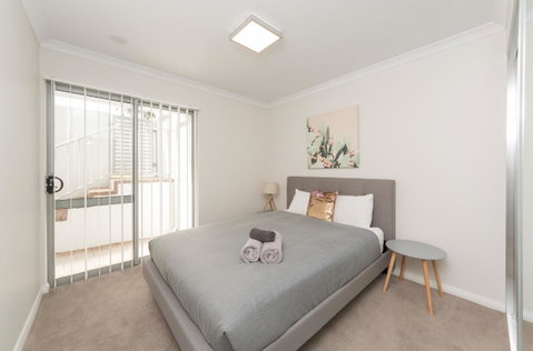 Yaran Suites - Accommodation Nelson Bay 24