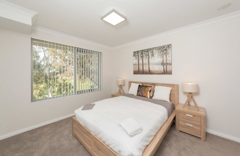 Yaran Suites - Accommodation Nelson Bay 12