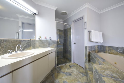 Abbey Beach Resort - Accommodation Nelson Bay 19