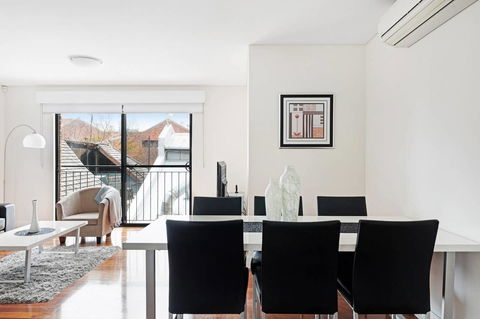 Parklane Apartments - Nelsons Bay Accommodation 3
