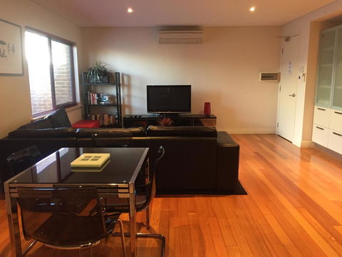 Parklane Apartments - Nelsons Bay Accommodation 5