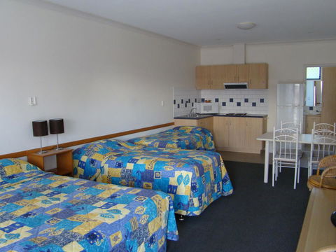 Dunsborough Central Motel - Accommodation Nelson Bay 34