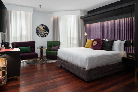 QT Perth - Accommodation Nelson Bay 25