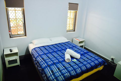 The Emperors Crown Hostel - Accommodation Nelson Bay 13