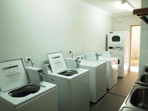 The Emperors Crown Hostel - Accommodation Nelson Bay 44