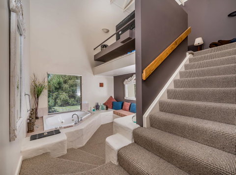 Chimes Spa Retreat - Accommodation Nelson Bay 17