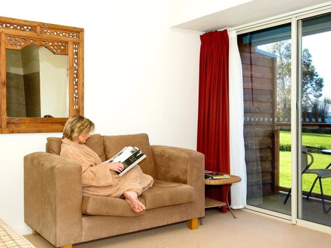 Chimes Spa Retreat - Accommodation Nelson Bay 37