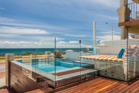 Cottesloe Beach House I - Accommodation Nelson Bay 14