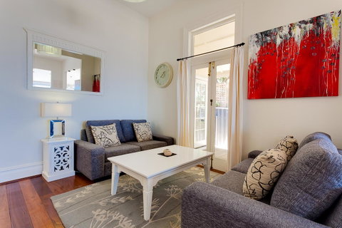 Cottesloe Beach House I - Accommodation Nelson Bay 10