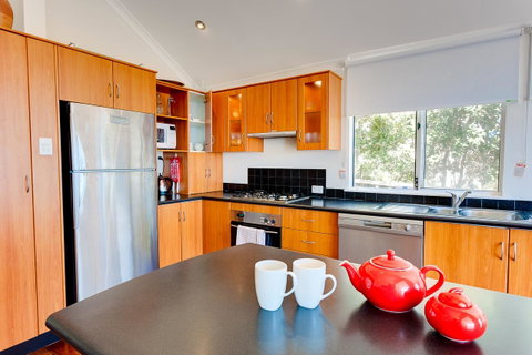 Cottesloe Beach House I - Accommodation Nelson Bay 6
