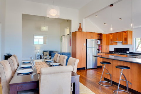 Cottesloe Beach House I - Accommodation Nelson Bay 19