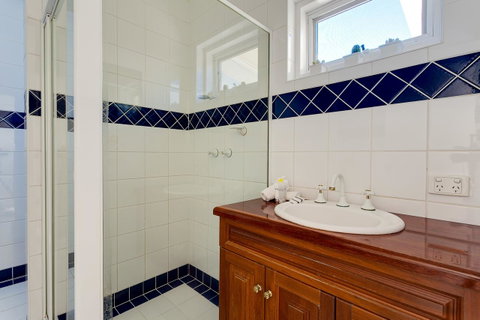 Cottesloe Beach House I - Accommodation Nelson Bay 16