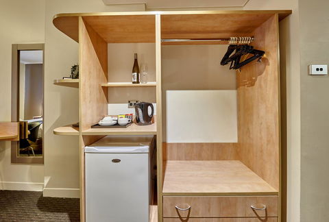 Ibis Perth - Accommodation Nelson Bay 2