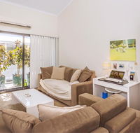 Home Apartment - Perth City Centre - Free WiFi - Accommodation Nelson Bay