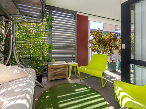 Home Apartment - Perth City Centre - Free WiFi - Accommodation Nelson Bay 2