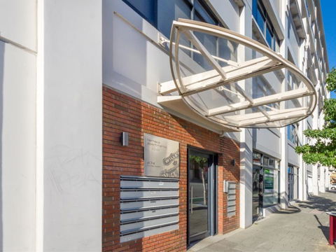 Home Apartment - Perth City Centre - Free WiFi - Accommodation Nelson Bay 4