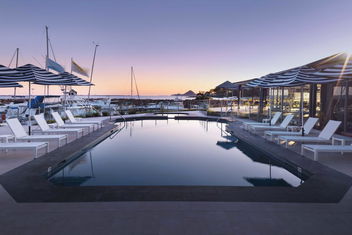 Anchorage Port Stephens with Accommodation Nelson Bay