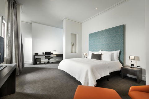 The Melbourne Hotel - Nelsons Bay Accommodation 21
