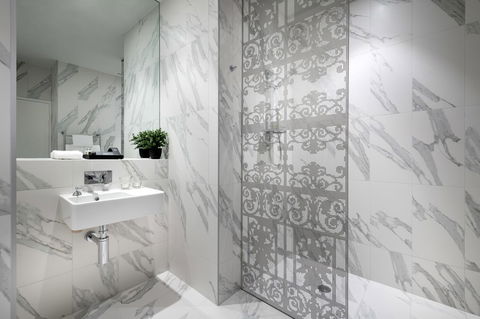 The Melbourne Hotel - Nelsons Bay Accommodation 18