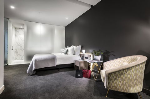The Melbourne Hotel - Nelsons Bay Accommodation 12