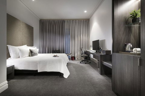 The Melbourne Hotel - Nelsons Bay Accommodation 25