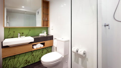 Holiday Inn Perth City Centre, An IHG Hotel - Accommodation Nelson Bay 3