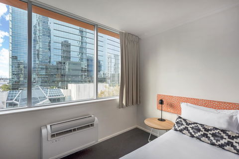 Oaks Perth Hotel - Accommodation Nelson Bay 6