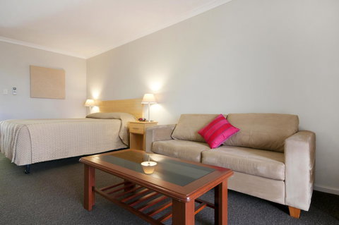 Dog Rock Motel - Accommodation Nelson Bay 15