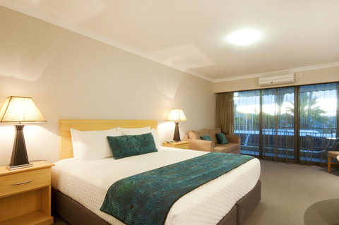 Dog Rock Motel - Accommodation Nelson Bay 2
