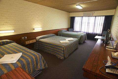 Dog Rock Motel - Accommodation Nelson Bay 42