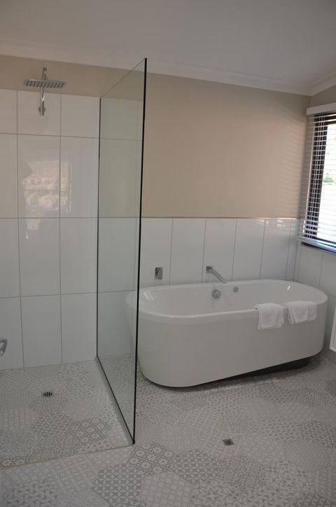 The Floating Forest - Accommodation Nelson Bay 24