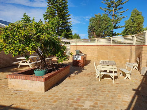 Ocean Beach Chalet 18 - Accommodation Nelson Bay 10