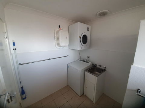 Ocean Beach Chalet 18 - Accommodation Nelson Bay 6