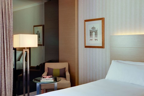 Parmelia Hilton Perth - Accommodation Nelson Bay 23