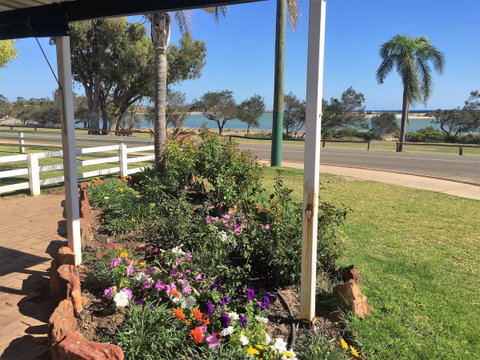 Kalbarri Seafront Villas - Accommodation Nelson Bay 10