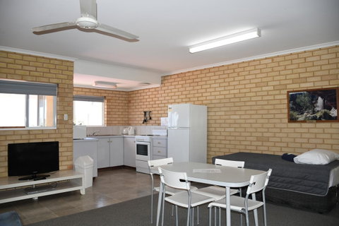 Kalbarri Seafront Villas - Accommodation Nelson Bay 16