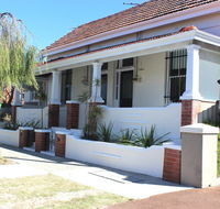 Captain's Heritage Cottage - Accommodation Nelson Bay